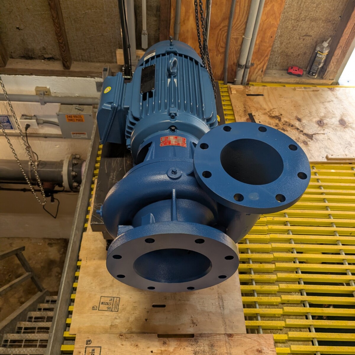 The new pump and motor assembly, ready to lower down.